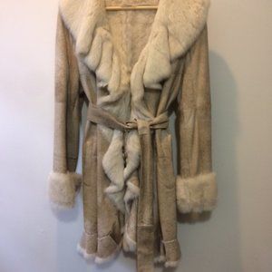 Genuine shearling mountain goat fur coat- medium